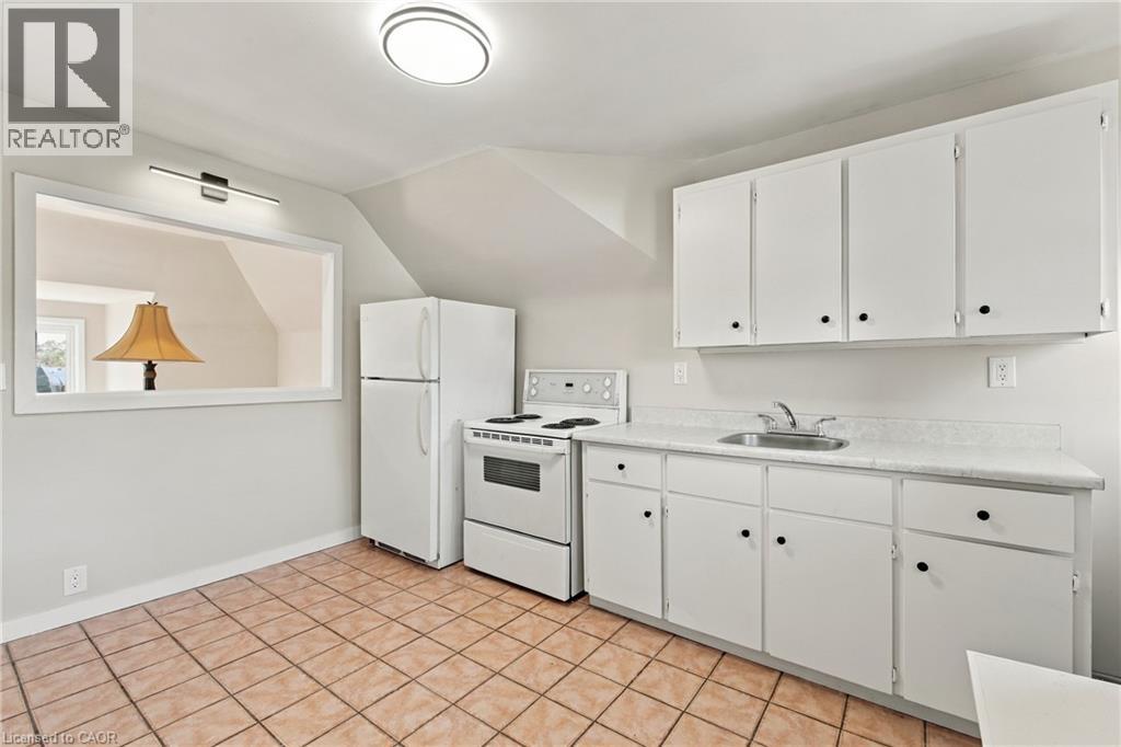 100 Balsam Avenue S, Hamilton, Ontario  L8M 3B3 - Photo 38 - 40867873