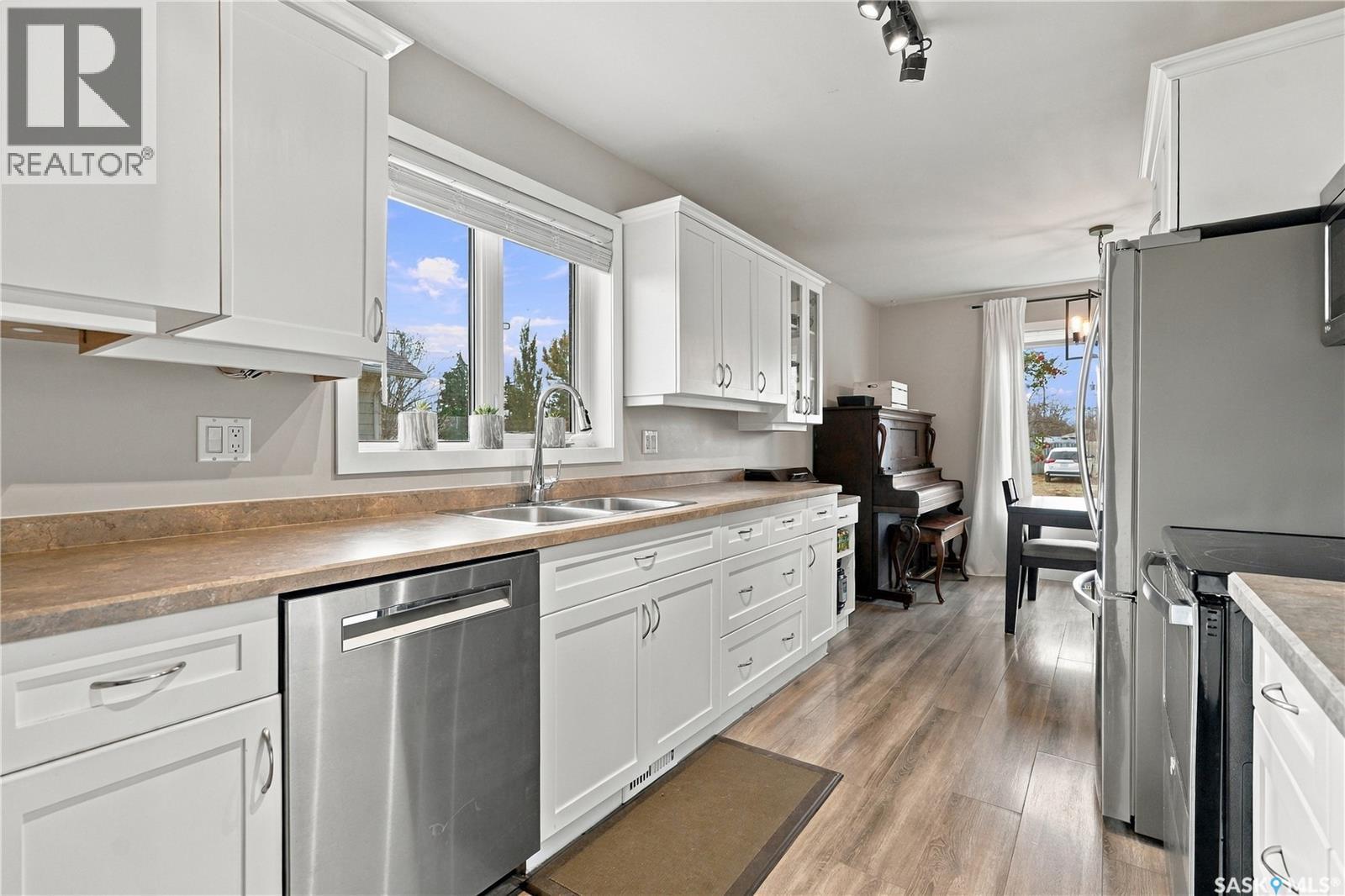 135 Skye Drive, Colonsay, Saskatchewan  S0K 0Z0 - Photo 6 - SK051607