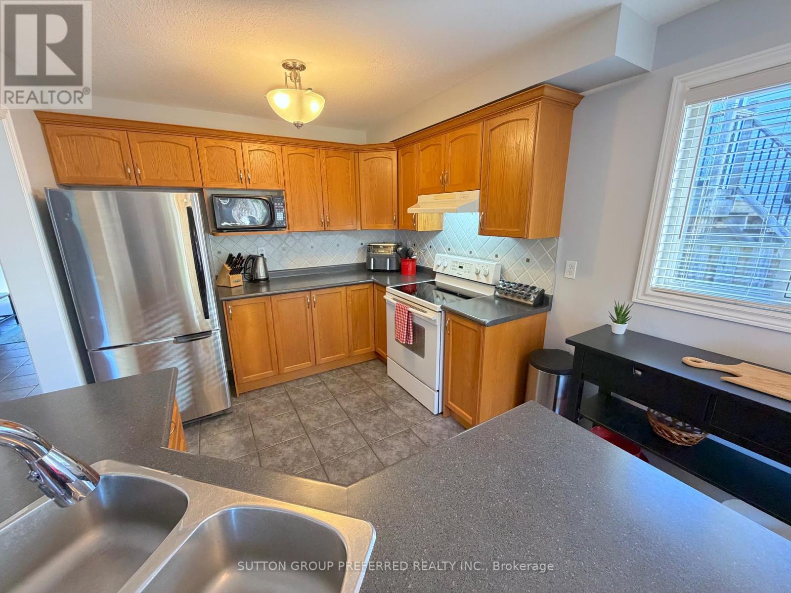 1882 Father Dalton Avenue, London North, Ontario  N5X 4P1 - Photo 15 - X14100864
