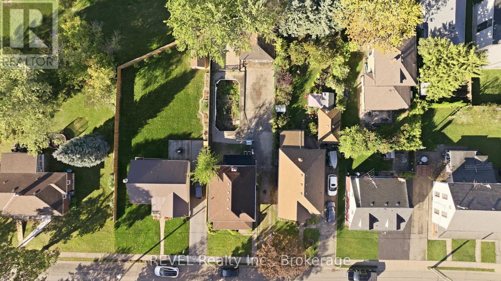 63 Carleton Street S, Thorold, Ontario  L2V 1Z9 - Photo 4 - X14093934