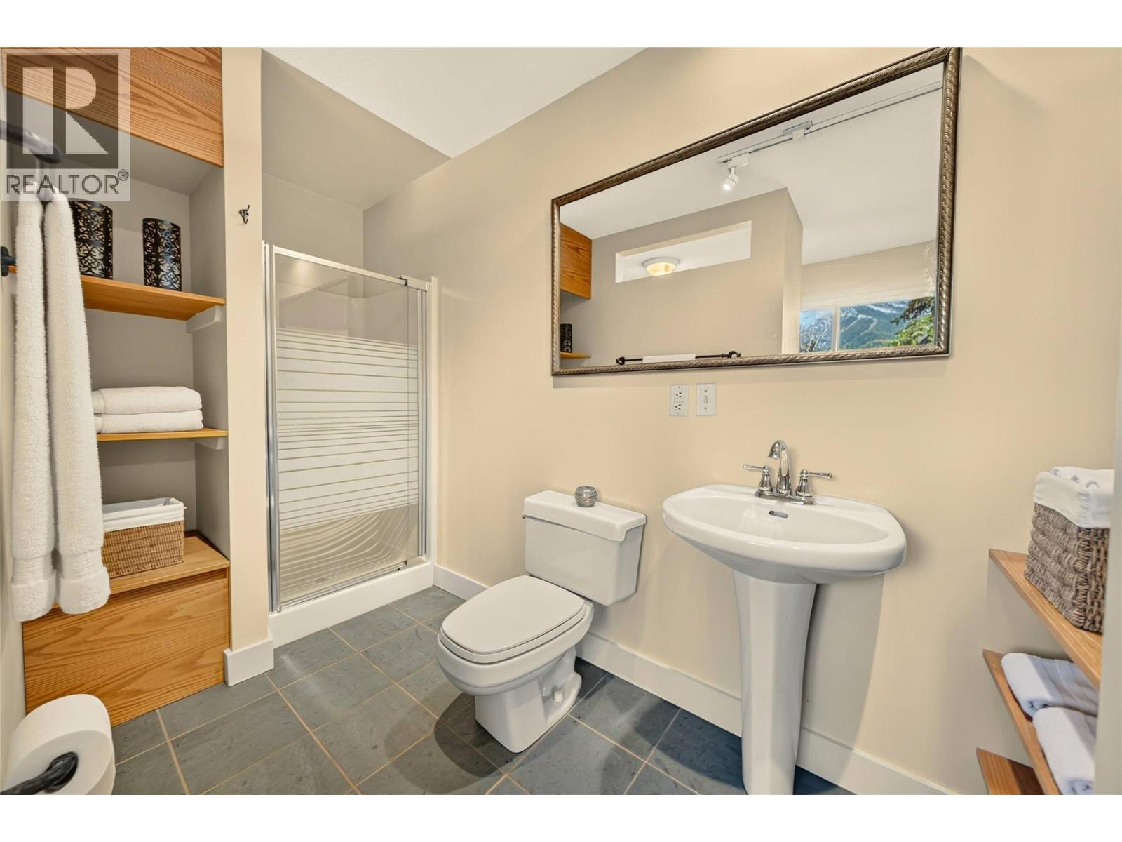 75 Ridgemont Drive, Fernie, British Columbia  V0B 1M2 - Photo 40 - 10403731