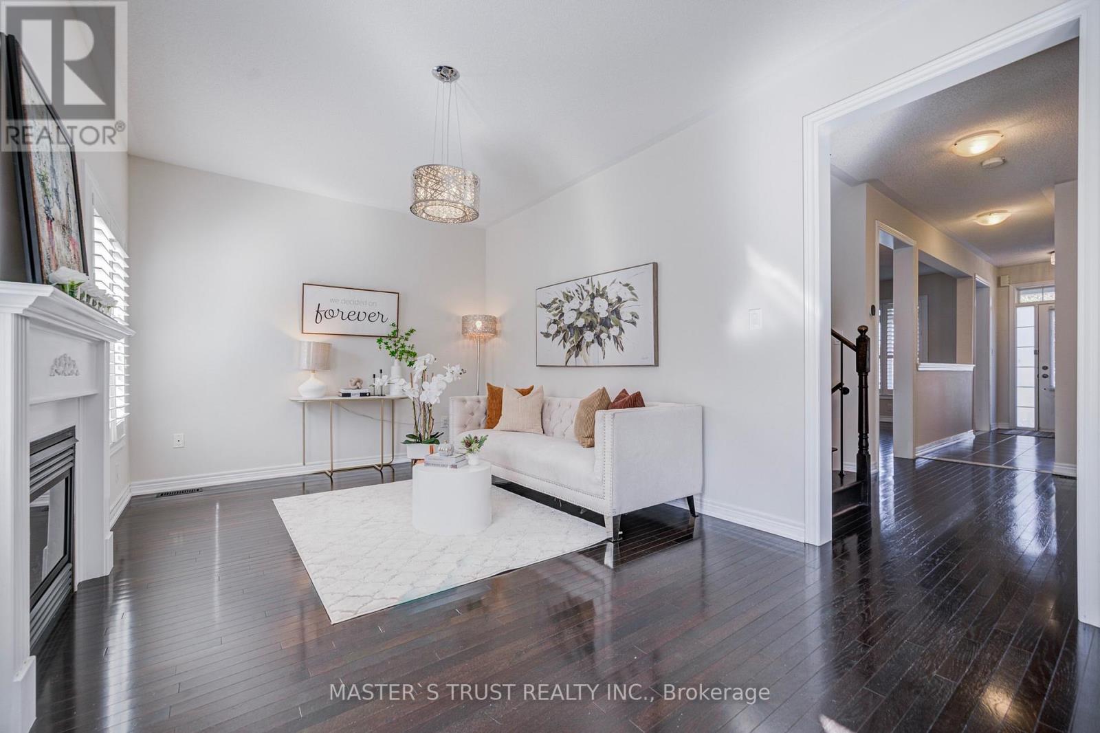 47 Pelister Drive, Markham, Ontario  L6E 0M7 - Photo 3 - N14031962
