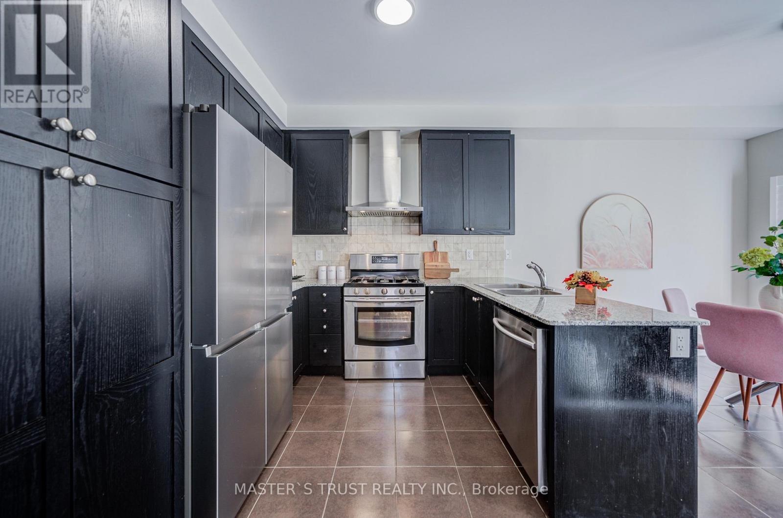 47 Pelister Drive, Markham, Ontario  L6E 0M7 - Photo 9 - N14031962