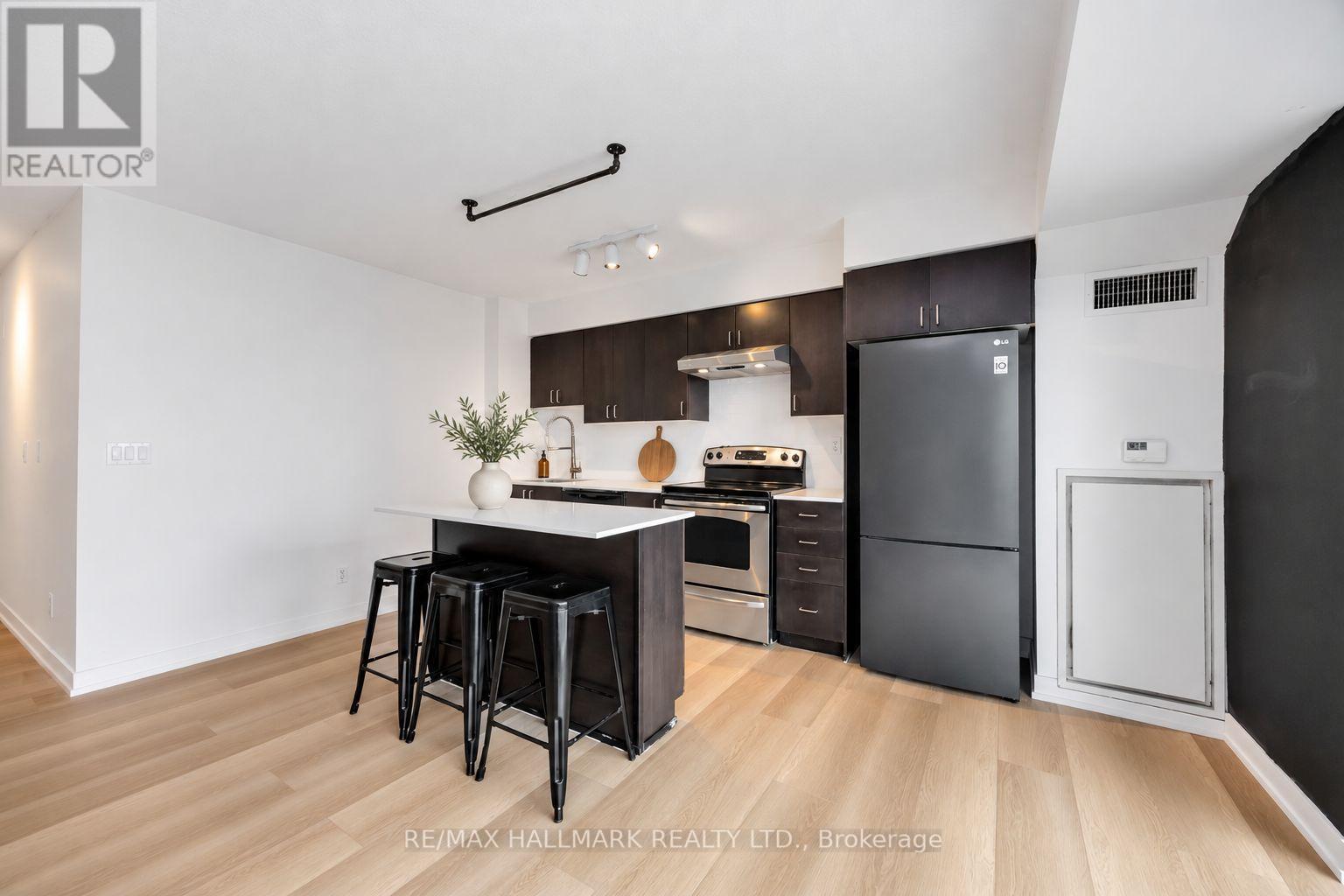 901 - 155 Legion Road N, Toronto, Ontario  M8Y 0A7 - Photo 7 - W14100866