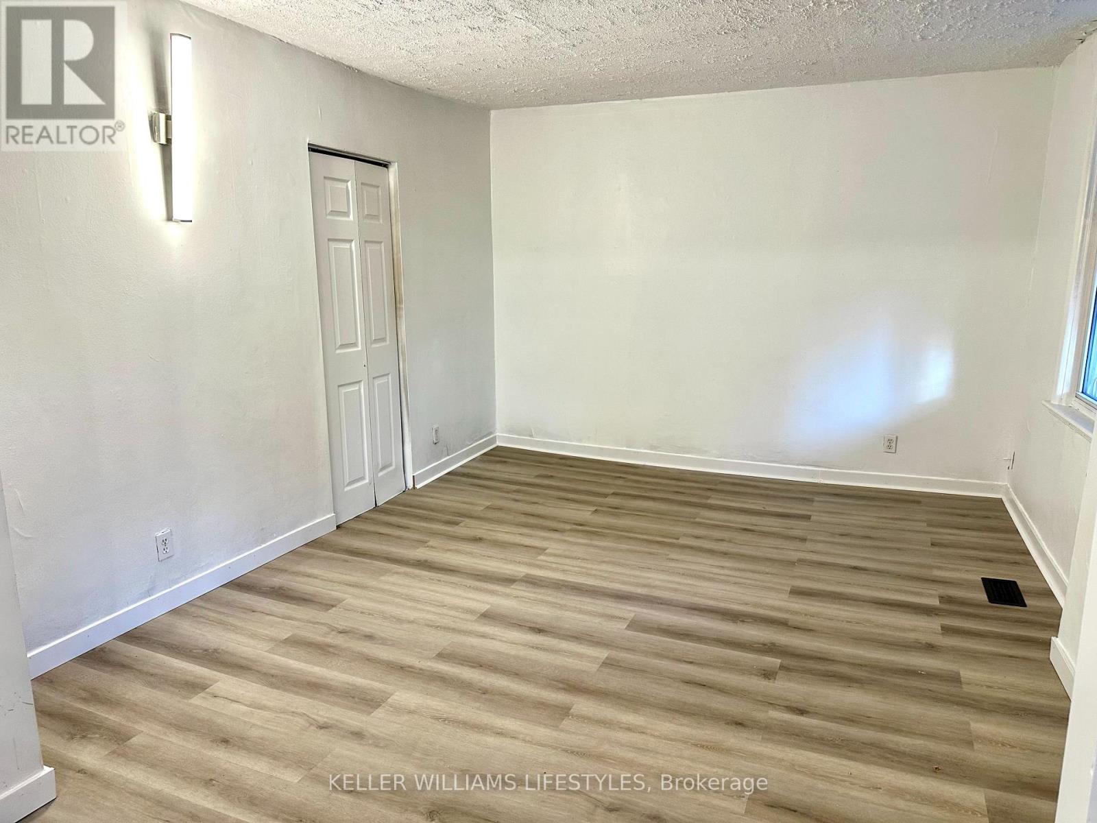 491 Charlotte Street, London East, Ontario  N5W 4A5 - Photo 3 - X14100926