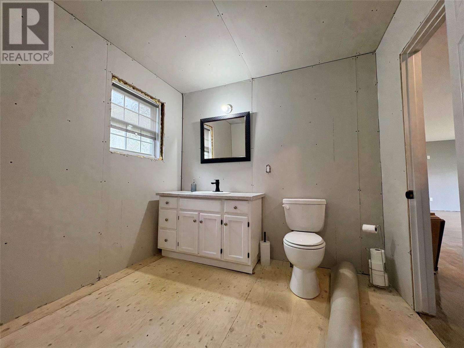 32 Main Street, Lark Harbour — photo 13
