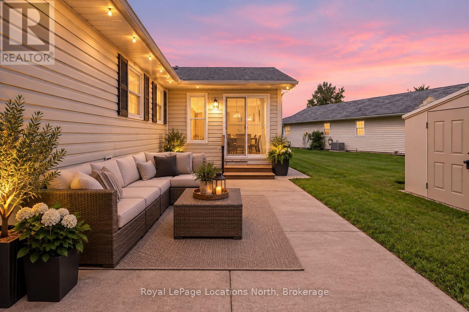 77 Pennsylvania Avenue, Wasaga Beach, Ontario  L9Z 3A8 - Photo 22 - S14097020