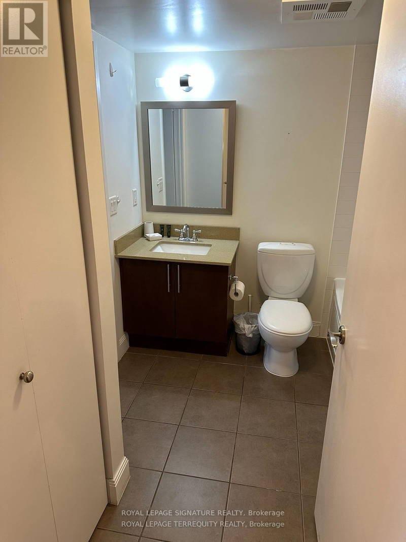 1704 - 2191 Yonge Street, Toronto, Ontario  M4S 3H8 - Photo 8 - C14093398