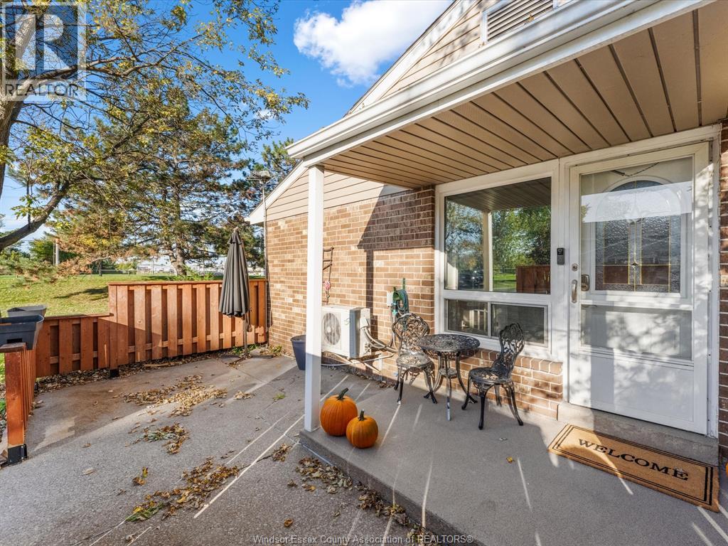 2949 Meadowbrook Lane, Windsor, Ontario  N8T 3C4 - Photo 32 - 26025797