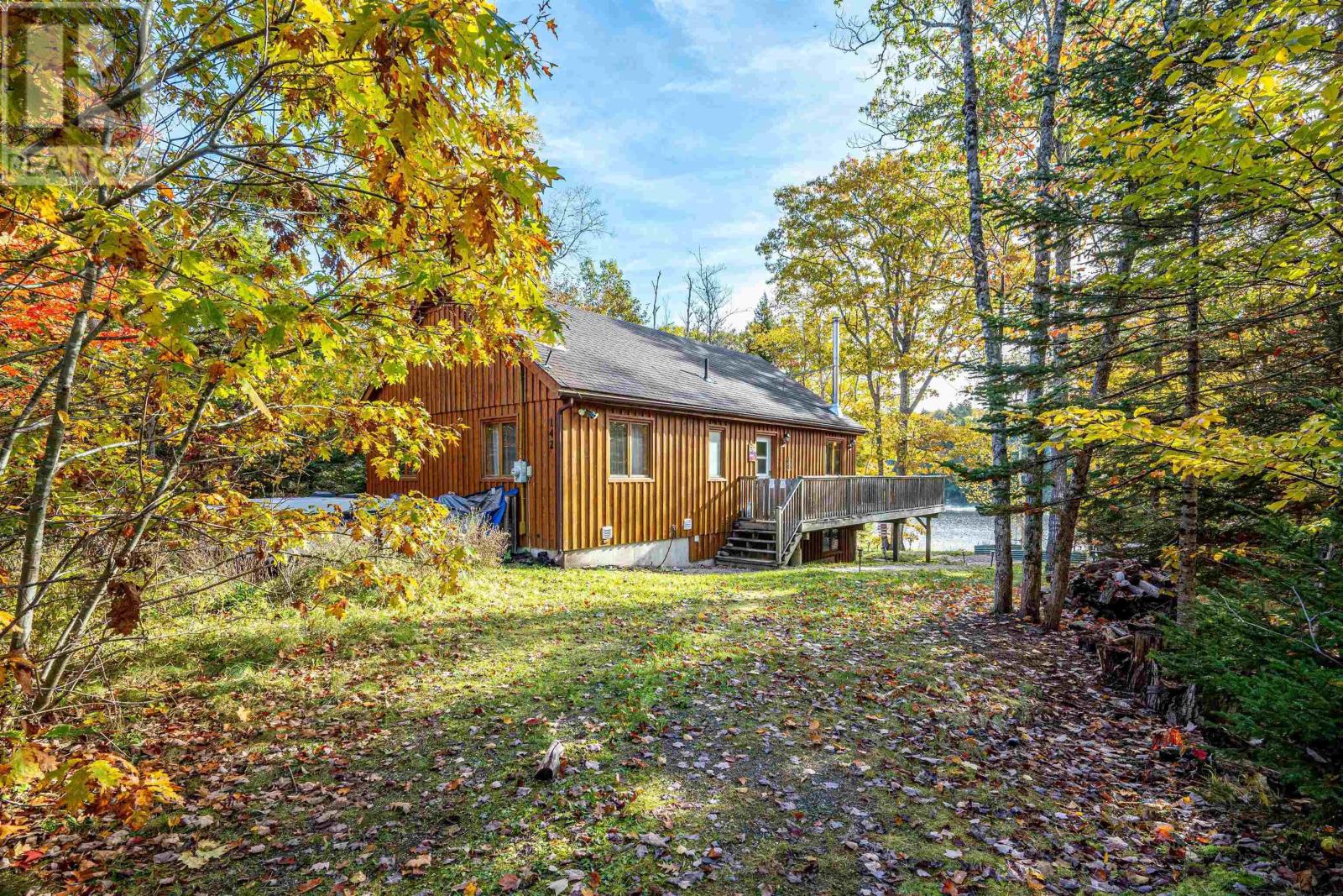 142 Canyon Point Road, Vaughan, Nova Scotia  B0N 2T0 - Photo 2 - 202626289