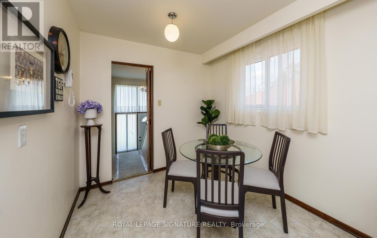 57 Darnborough Way, Toronto, Ontario  M1W 2G2 - Photo 12 - E14100932