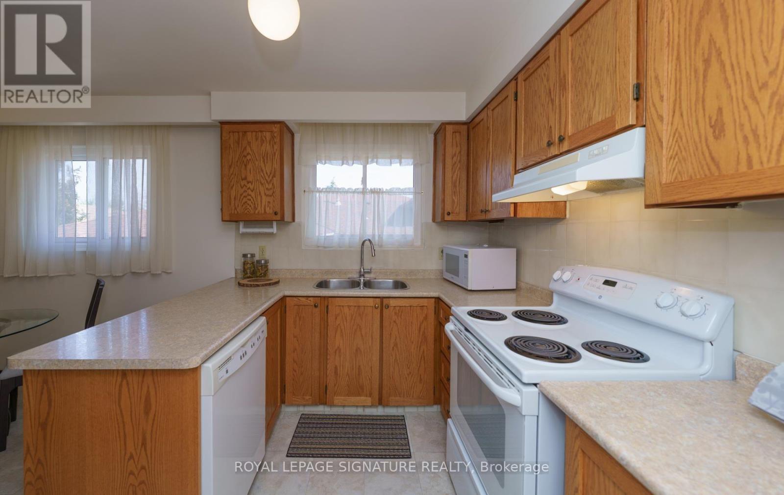 57 Darnborough Way, Toronto, Ontario  M1W 2G2 - Photo 8 - E14100932