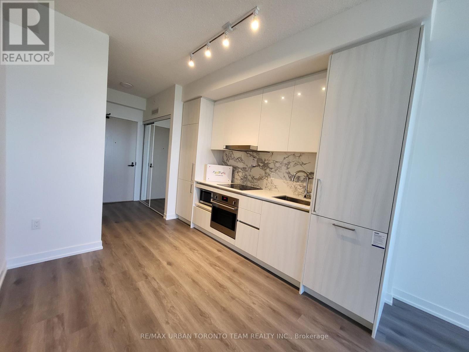 5805 - 225 Commerce Street, Vaughan, Ontario  L4K 0R1 - Photo 4 - N14100904