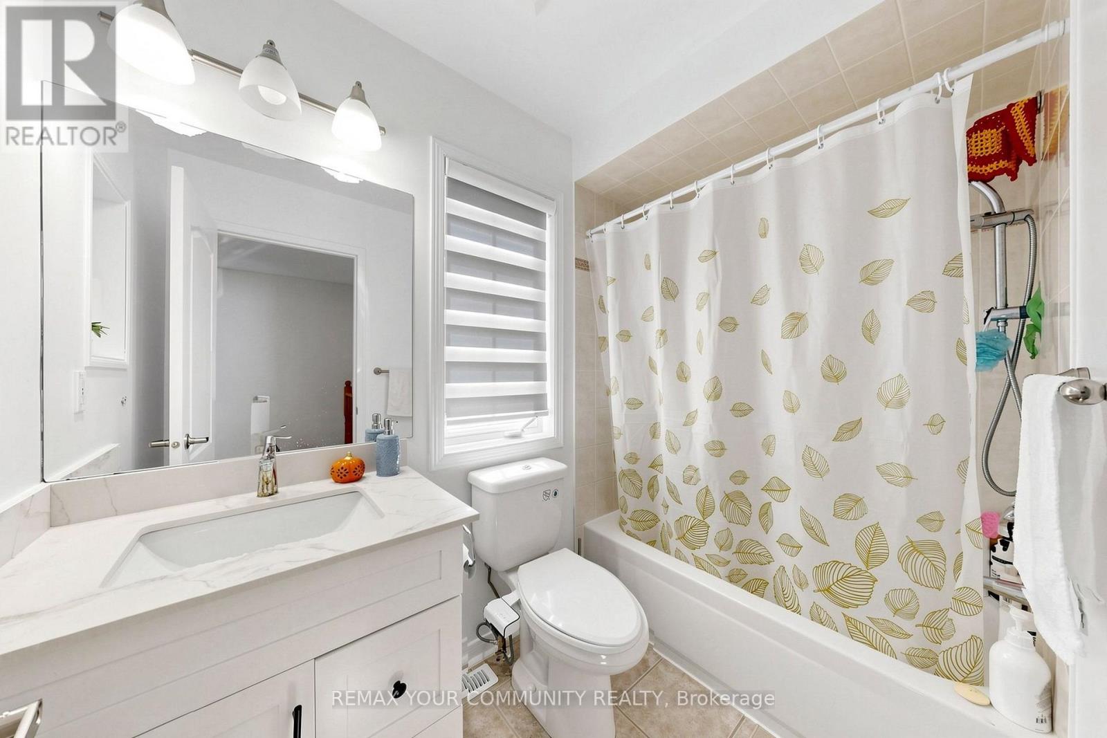 15 Benjamin Hood Crescent, Vaughan (Patterson), Ontario  L4K 5M3 - Photo 17 - N14100906