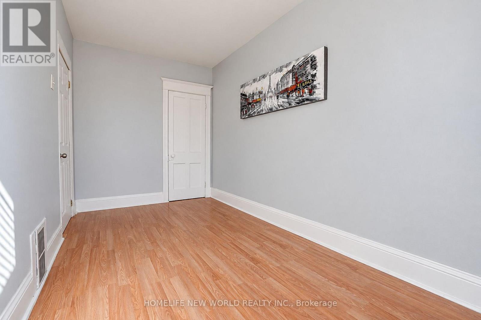 2001 Dundas Street W, Toronto, Ontario  M6R 1W7 - Photo 24 - W14100760