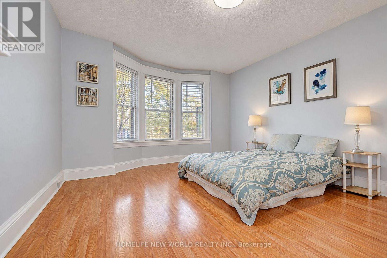 2001 Dundas Street W, Toronto, Ontario  M6R 1W7 - Photo 18 - W14100760
