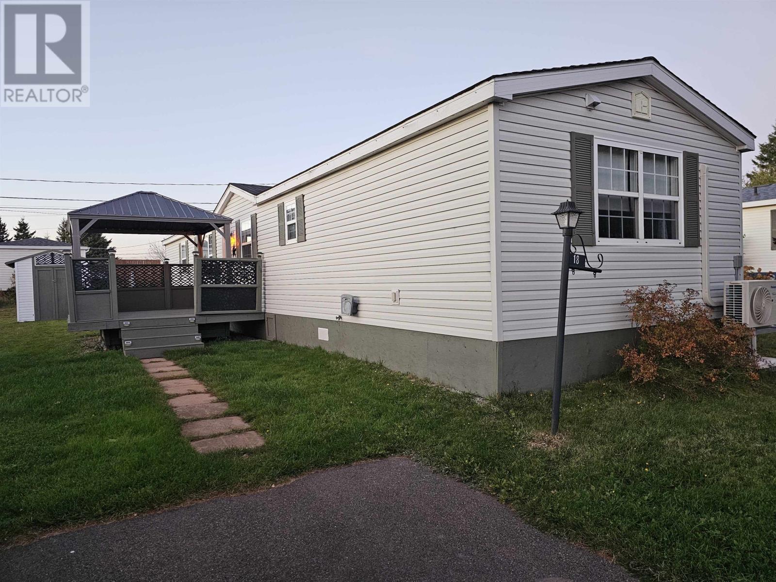 18 Jordan Avenue, Summerside, Prince Edward Island  C1N 6R1 - Photo 1 - 202626291