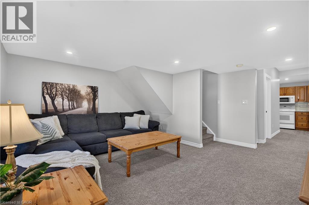 60 Division Street, St. Catharines, Ontario  L2R 3G6 - Photo 11 - 40872780