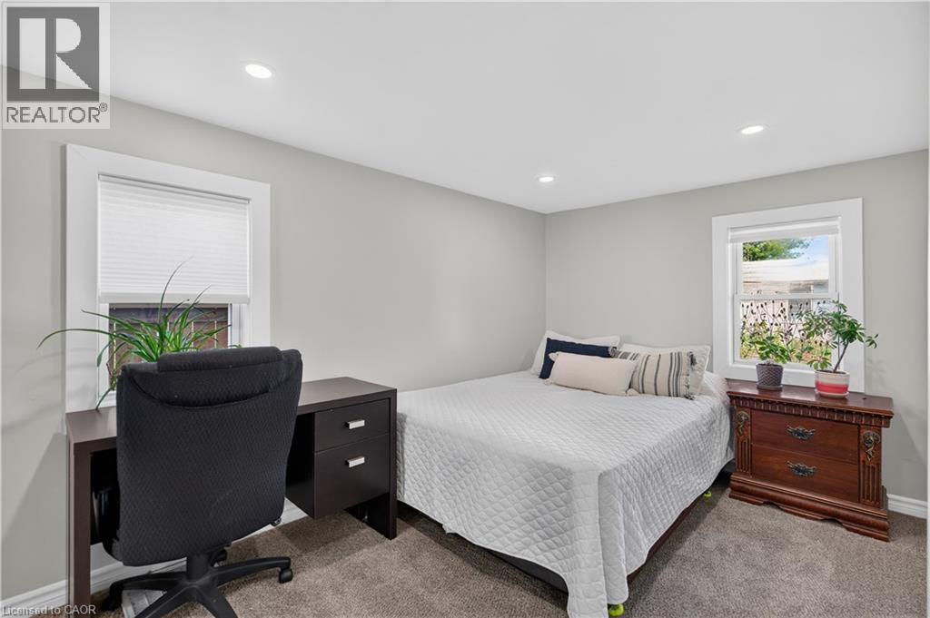 60 Division Street, St. Catharines, Ontario  L2R 3G6 - Photo 12 - 40872780