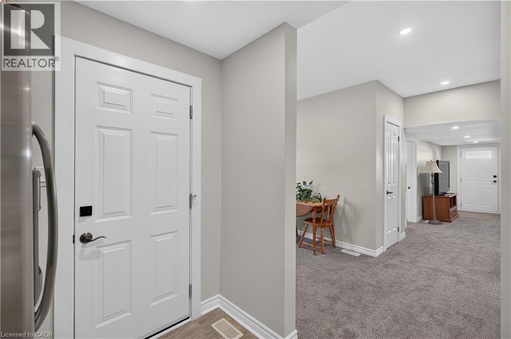 60 Division Street, St. Catharines, Ontario  L2R 3G6 - Photo 17 - 40872780