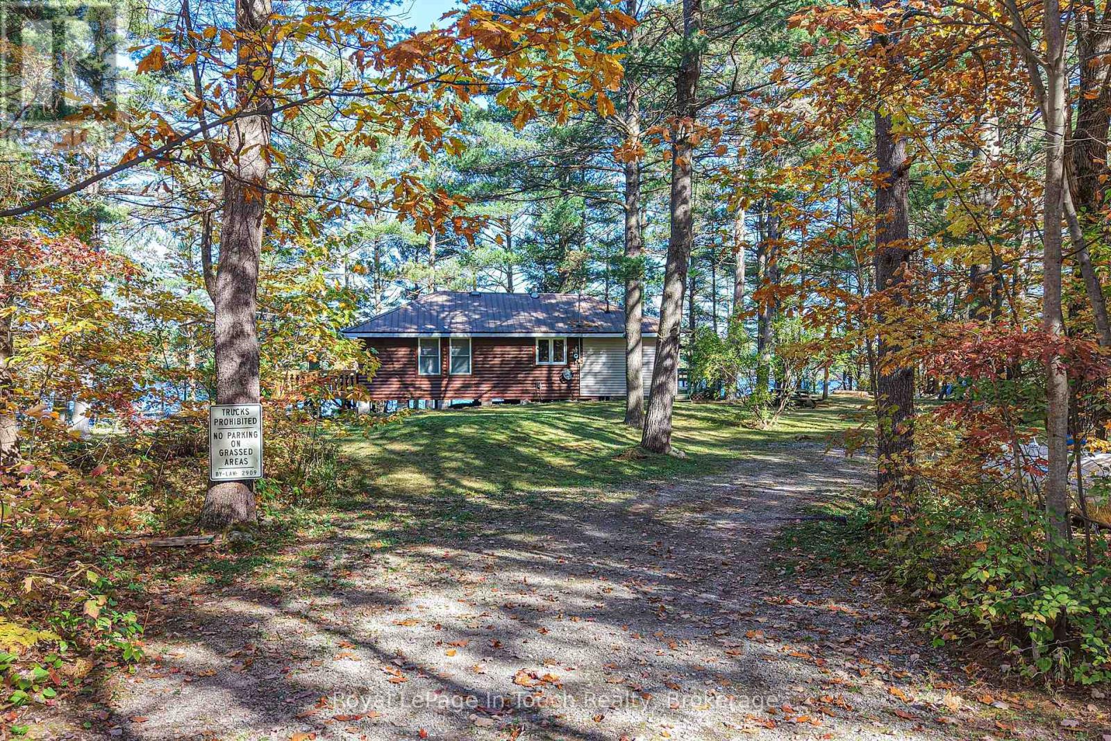 3872 Elva Lane, Severn, Ontario  L0K 1E0 - Photo 2 - S14101020