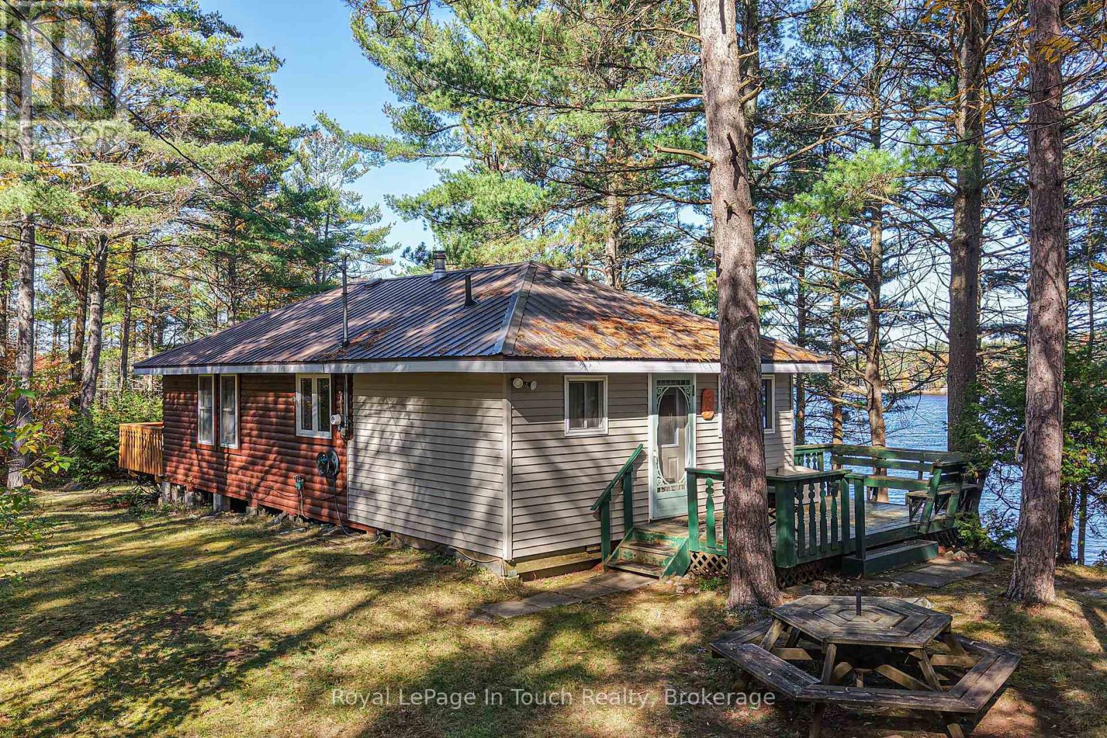 3872 Elva Lane, Severn, Ontario  L0K 1E0 - Photo 4 - S14101020