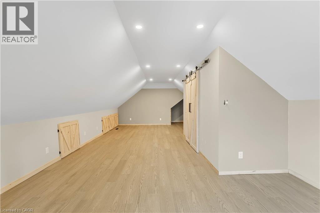 76 Johnston Street, Port Colborne, Ontario  L3K 1G7 - Photo 15 - 40872936