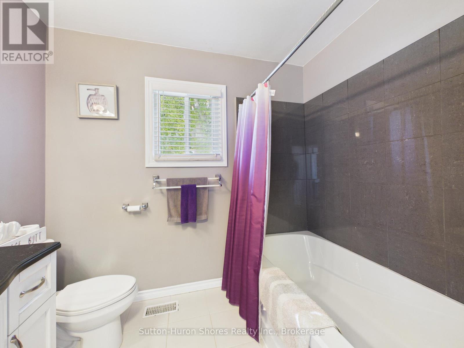 366 Goderich Street, Saugeen Shores, Ontario  N0H 2C0 - Photo 12 - X14101044