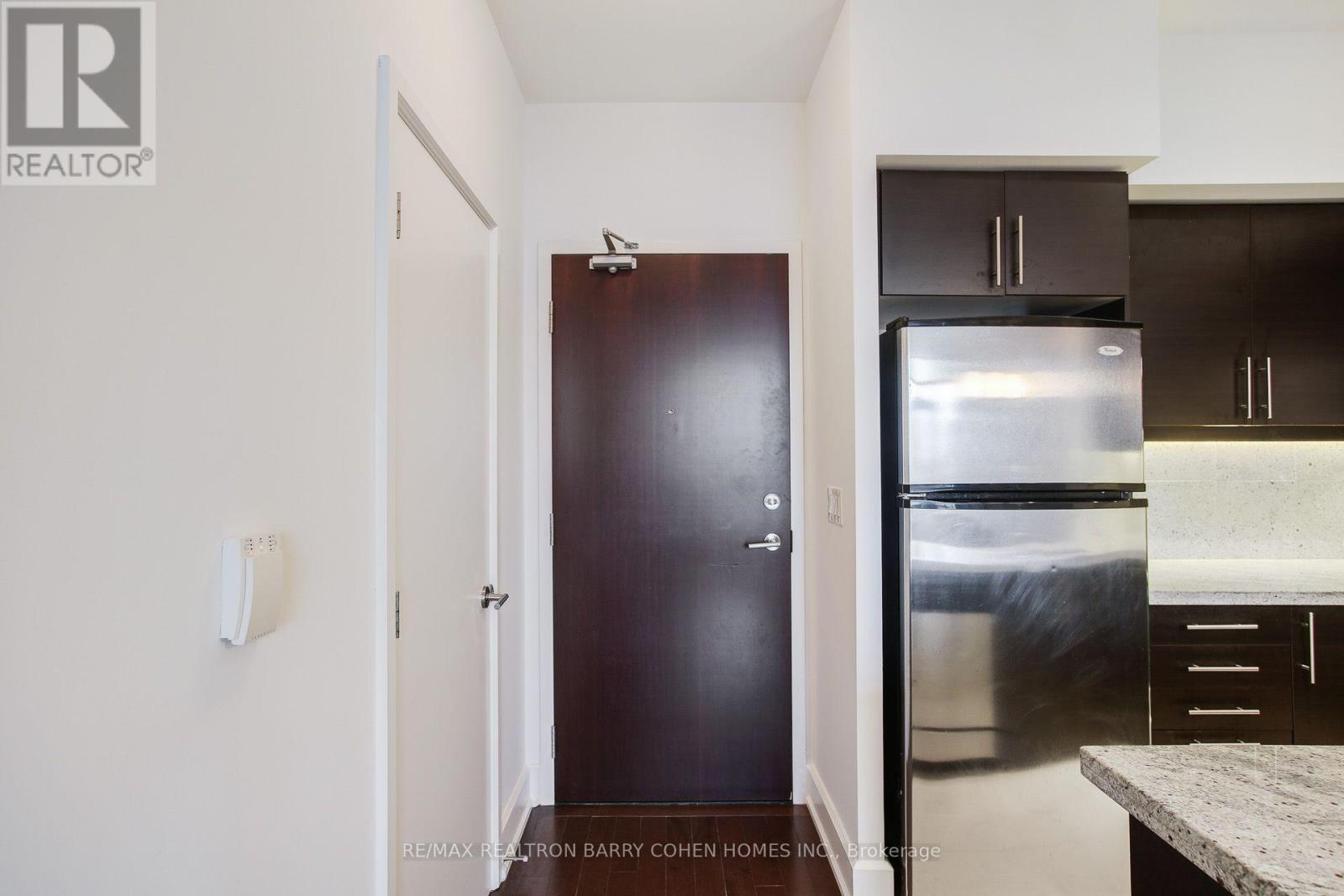 616 - 676 Sheppard Avenue E, Toronto, Ontario  M2K 3E7 - Photo 4 - C14101008