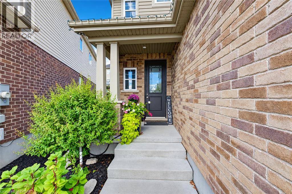 43 Rivertrail Avenue, Kitchener, Ontario  N2A 0H8 - Photo 2 - 40870885