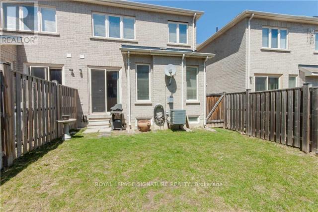 21 Pitney Avenue, Richmond Hill, Ontario  L4E 4Y6 - Photo 9 - N14101070