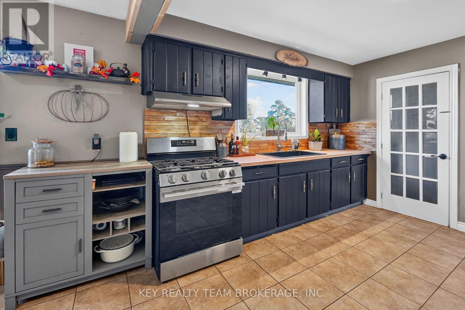 3216 Hall Road, Hamilton, Ontario  L0R 1C0 - Photo 14 - X14100952
