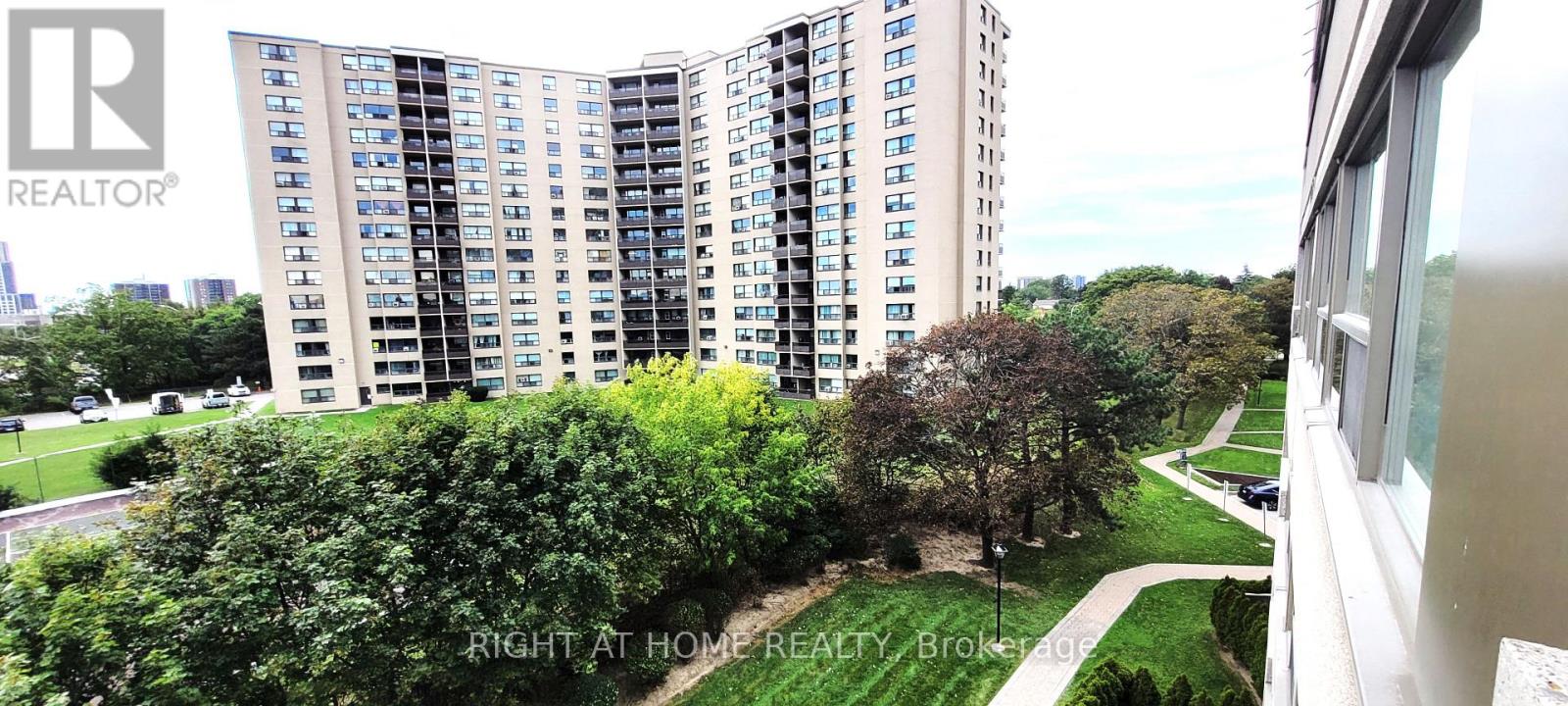517 - 475 THE WEST MALL