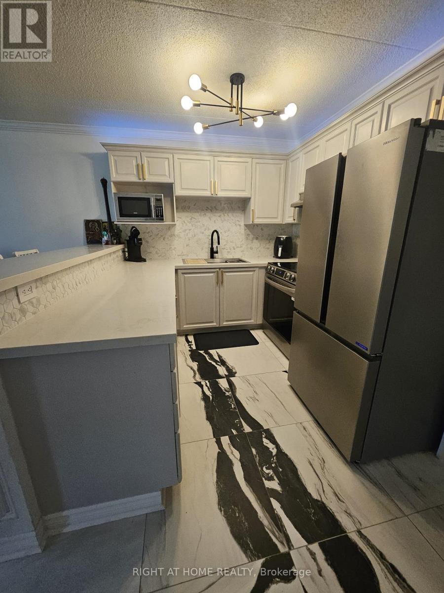 103 - 1421 Walkers Line, Burlington, Ontario  L7M 4P4 - Photo 10 - W14101012