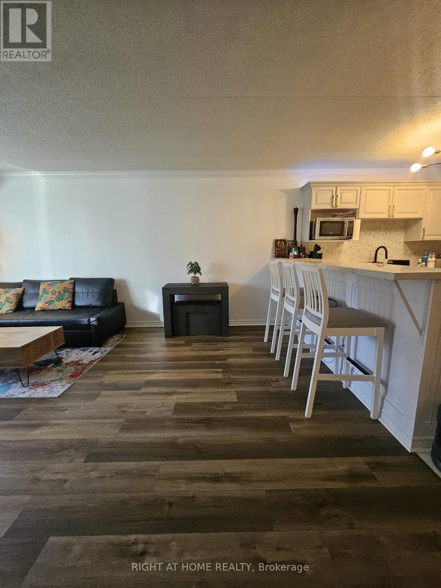 103 - 1421 Walkers Line, Burlington, Ontario  L7M 4P4 - Photo 4 - W14101012