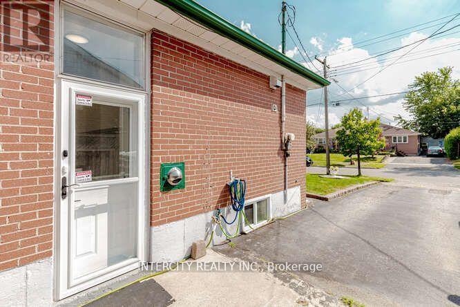 Bsmt - 67 Raylawn Crescent, Halton Hills, Ontario  L7G 4M6 - Photo 2 - W14101036