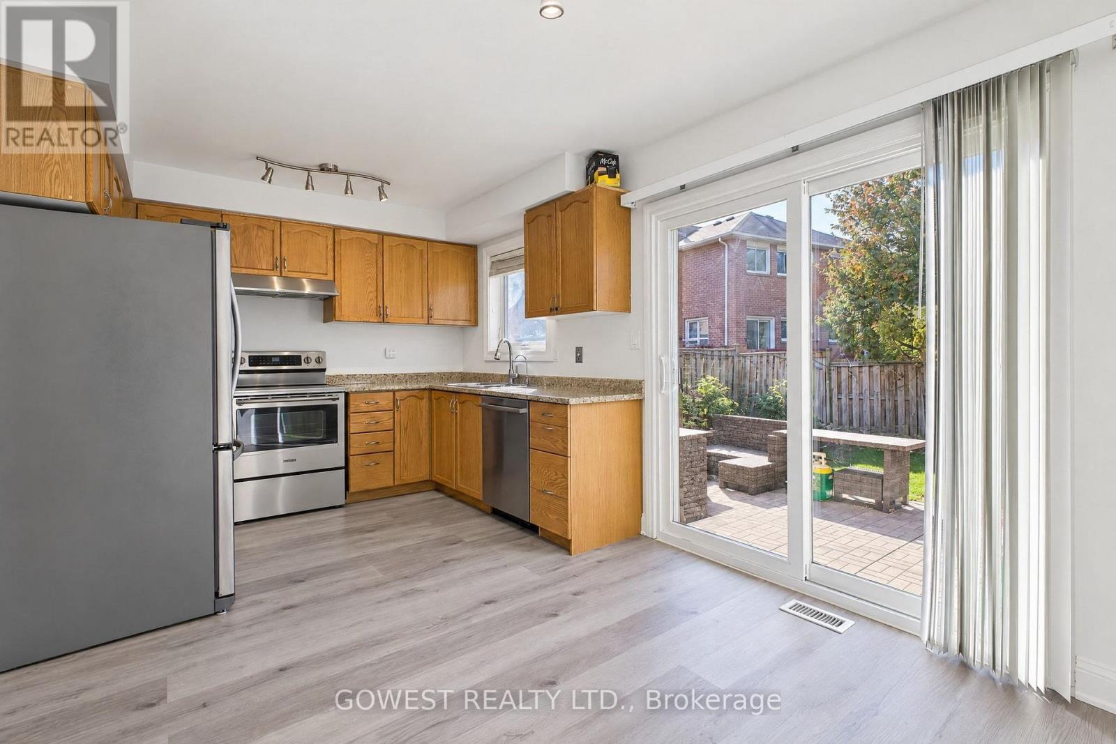6570 Alderwood Trail, Mississauga, Ontario  L5N 6W3 - Photo 12 - W14101038