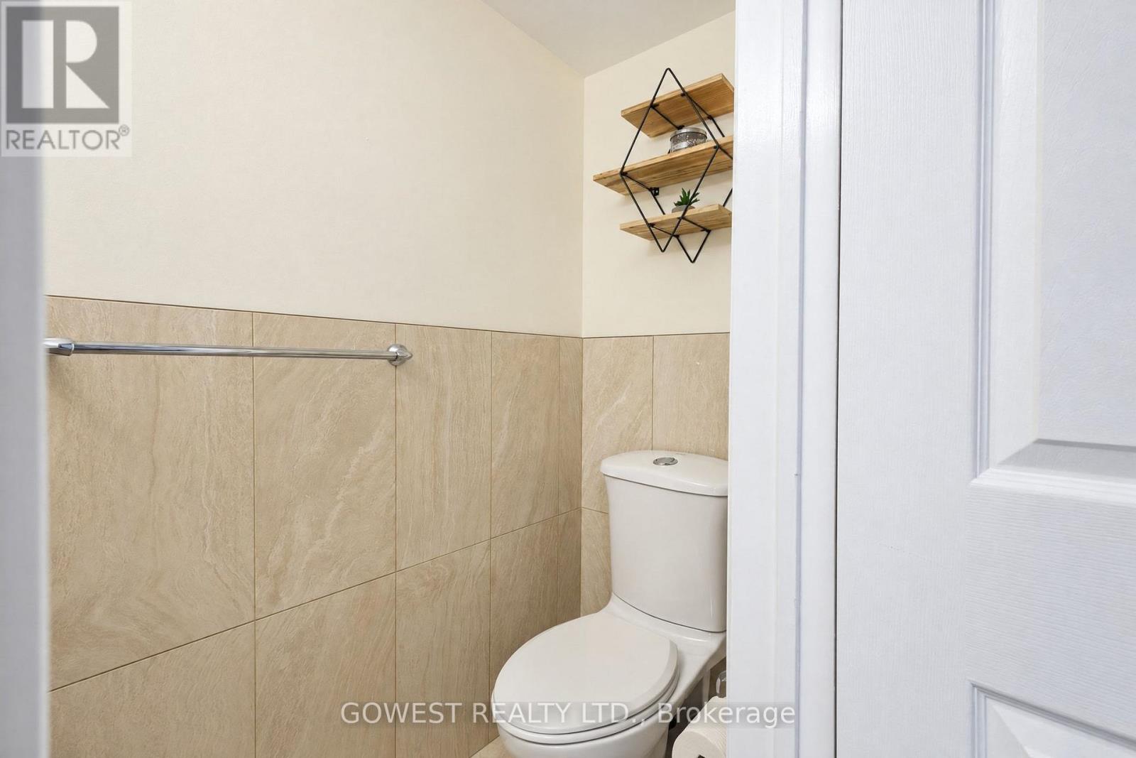 6570 Alderwood Trail, Mississauga, Ontario  L5N 6W3 - Photo 17 - W14101038