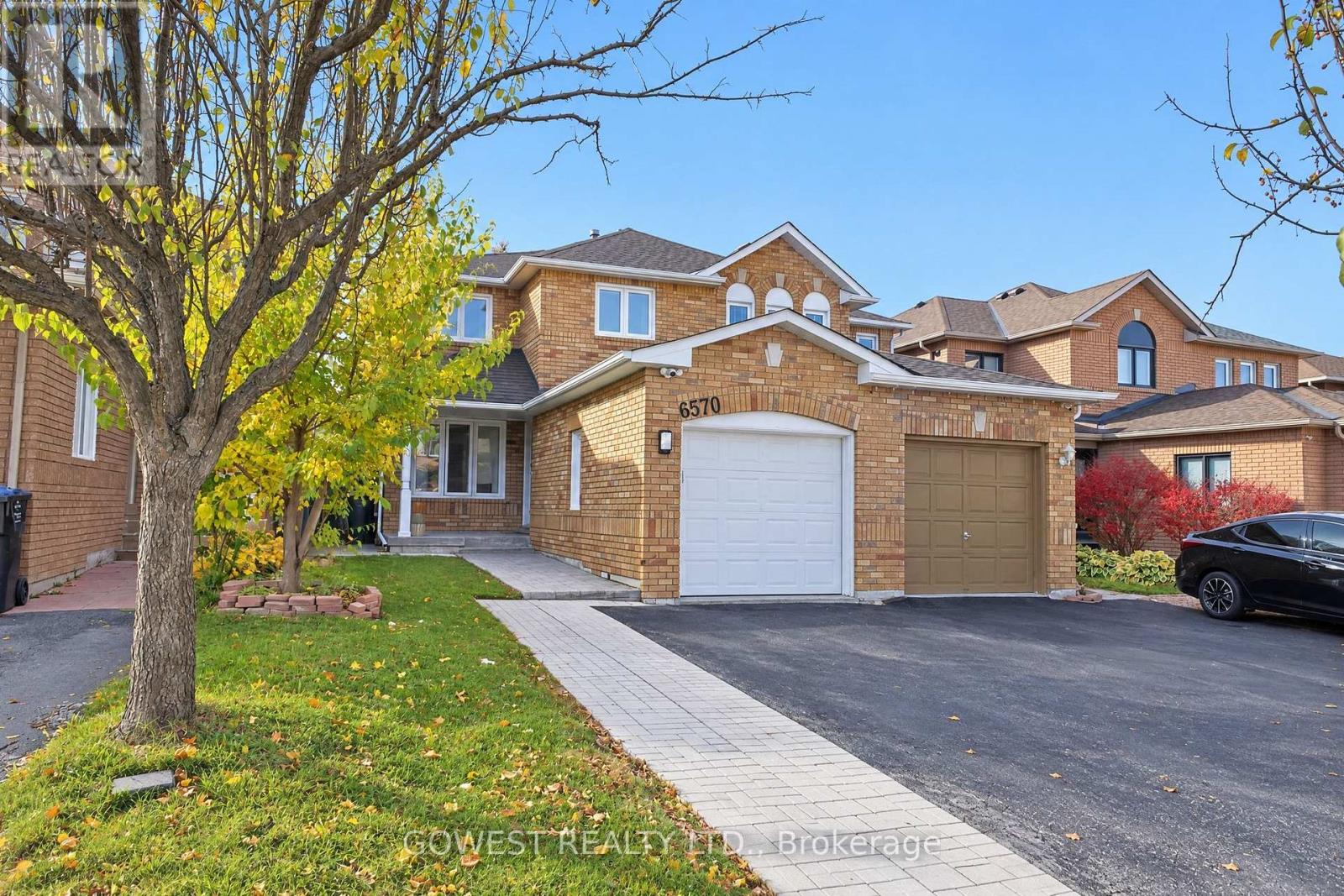 6570 Alderwood Trail, Mississauga, Ontario  L5N 6W3 - Photo 3 - W14101038