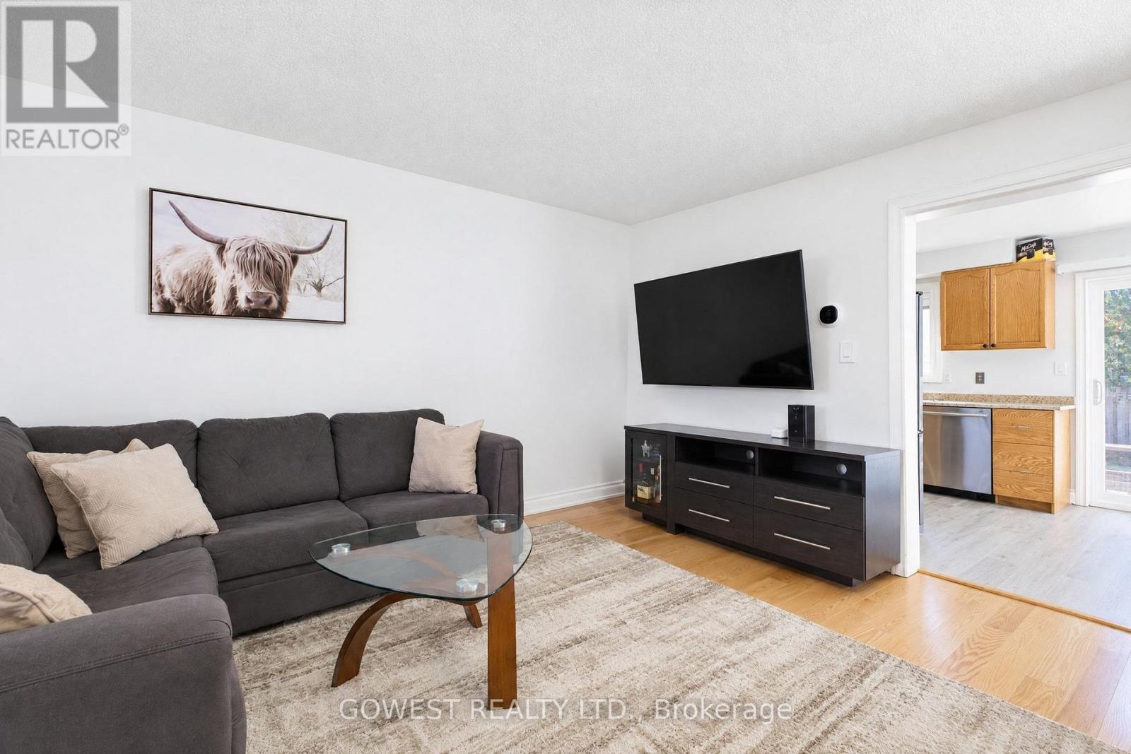 6570 Alderwood Trail, Mississauga, Ontario  L5N 6W3 - Photo 8 - W14101038