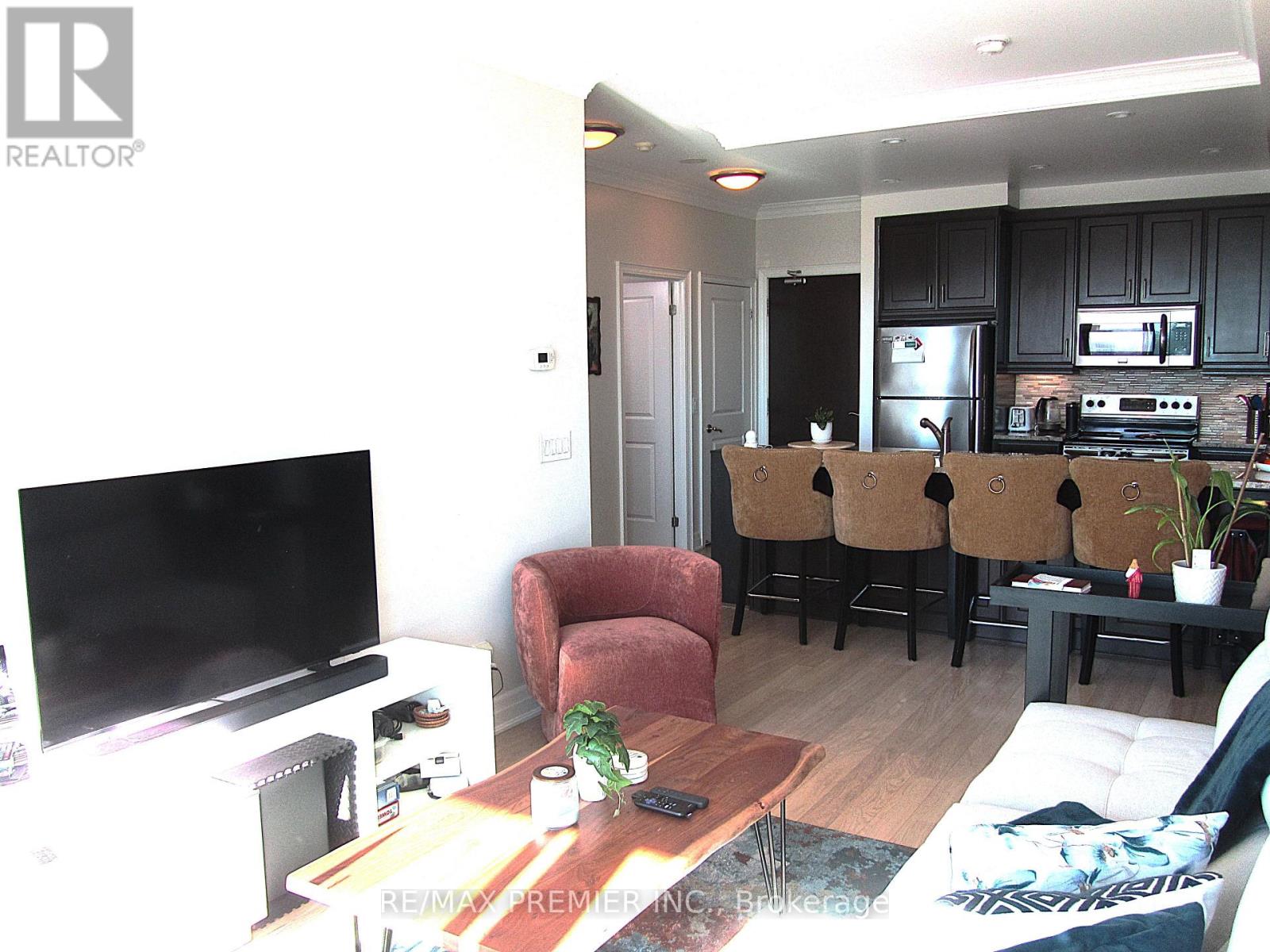 2505 - 100 John Street, Brampton, Ontario  L6W 0A8 - Photo 10 - W14101058