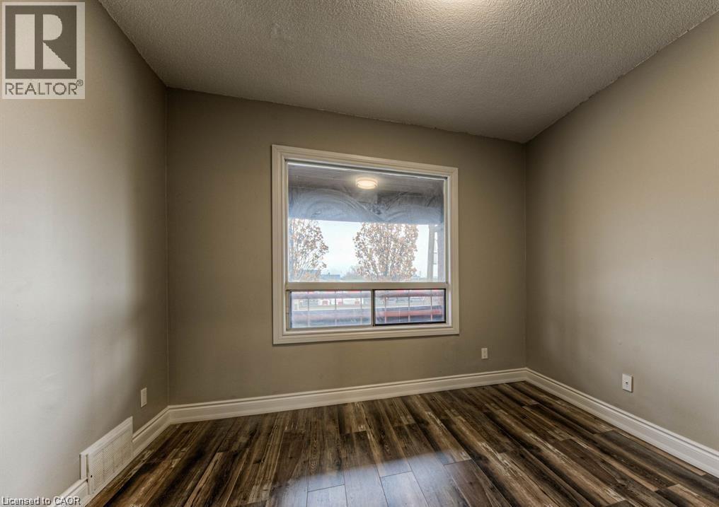 32 Lloyd Street Unit# 1, Hamilton, Ontario  L8L 3H4 - Photo 3 - 40866319