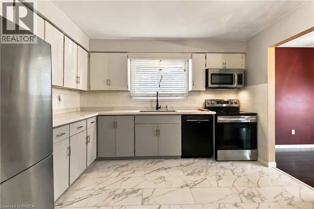 42 Wildflower Lane, Brantford, Ontario  N3R 7H6 - Photo 11 - 40872135