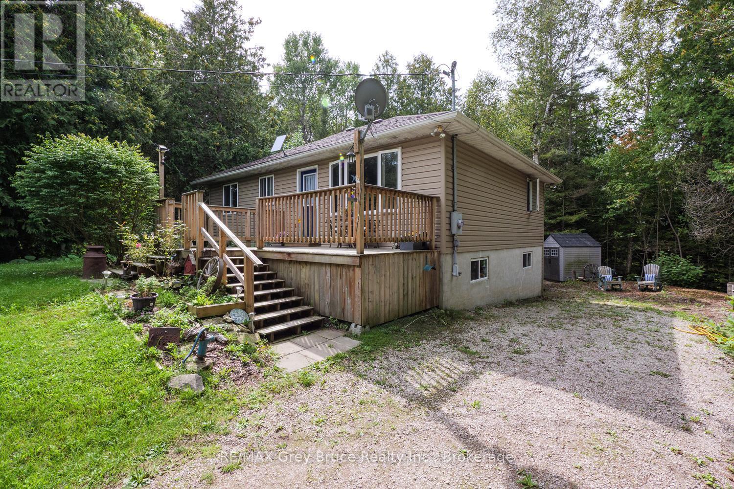 27 Woodstock Avenue, Northern Bruce Peninsula, Ontario  N0H 2M0 - Photo 8 - X13771136