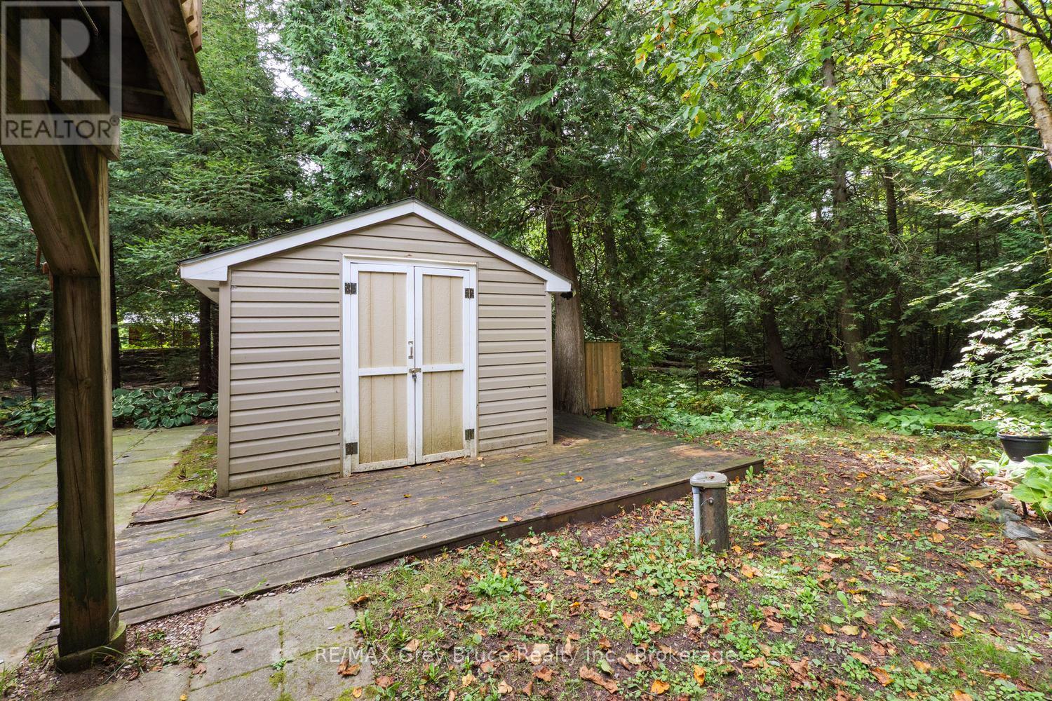 27 Woodstock Avenue, Northern Bruce Peninsula, Ontario  N0H 2M0 - Photo 38 - X13771136