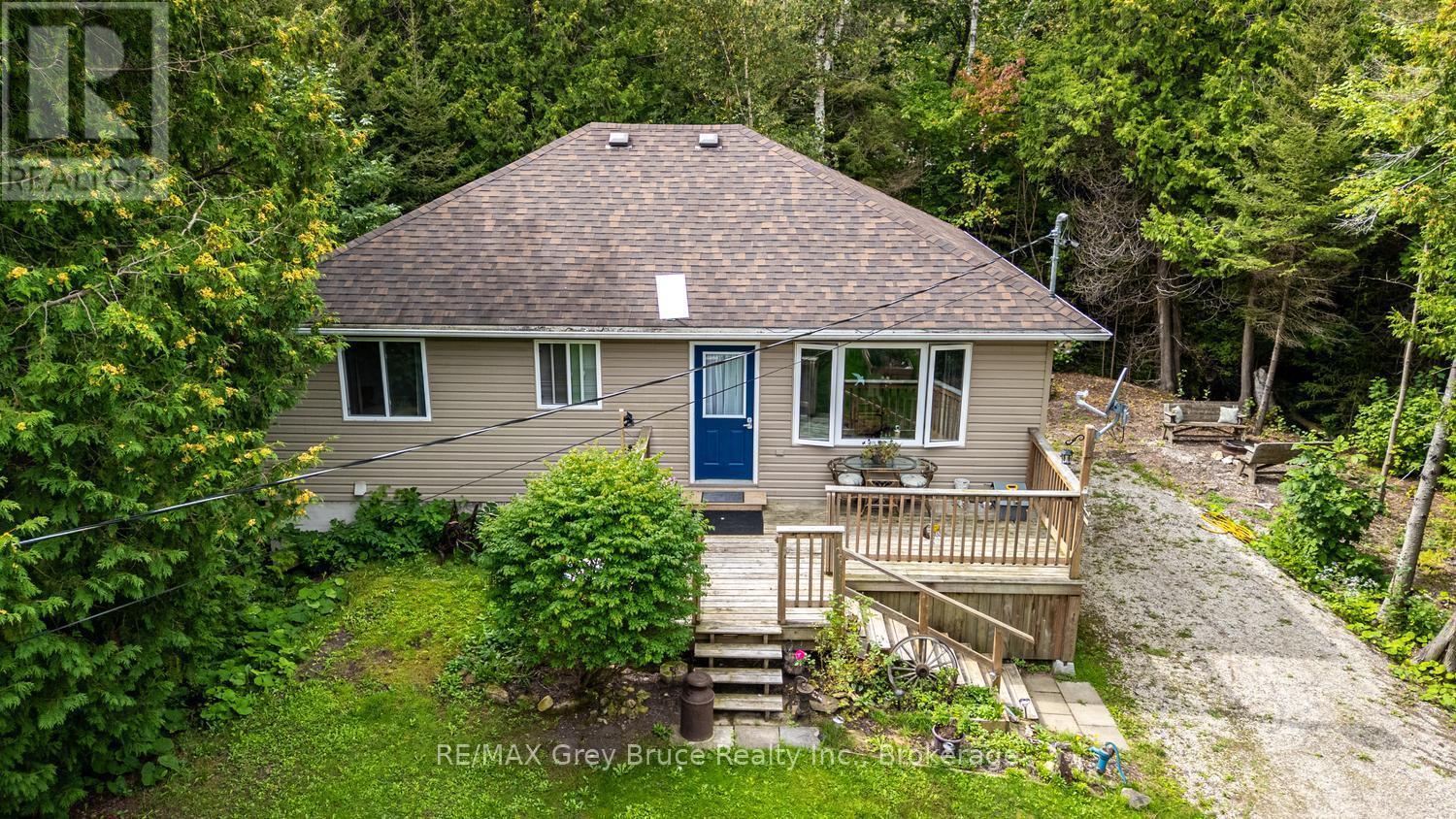 27 Woodstock Avenue, Northern Bruce Peninsula, Ontario  N0H 2M0 - Photo 7 - X13771136