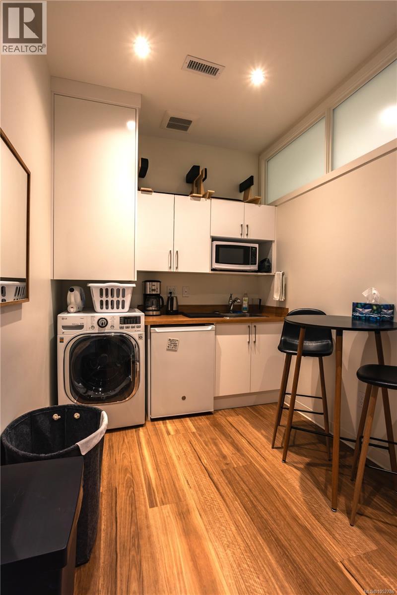 301 6545 Portsmouth Rd, Nanaimo, British Columbia  V9V 1A3 - Photo 8 - 1052786