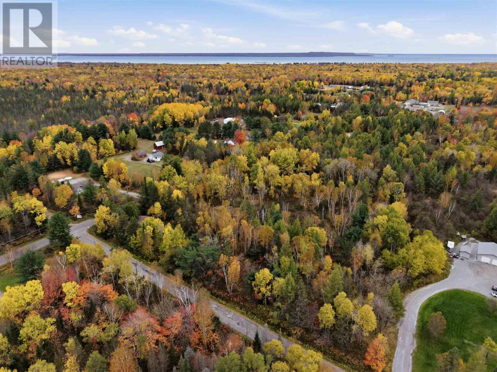 2594 Base Lin, Sault Ste. Marie, Ontario  P6A 5K6 - Photo 30 - SM262932