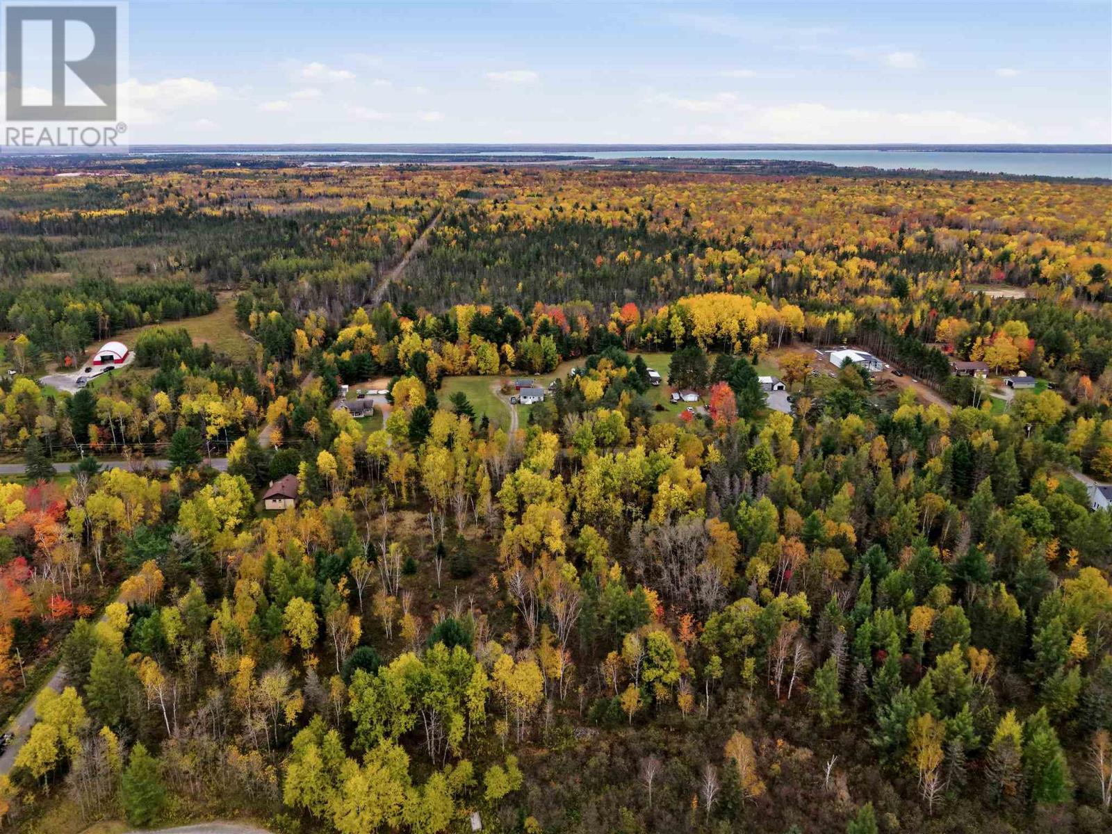 2594 Base Lin, Sault Ste. Marie, Ontario  P6A 5K6 - Photo 31 - SM262932
