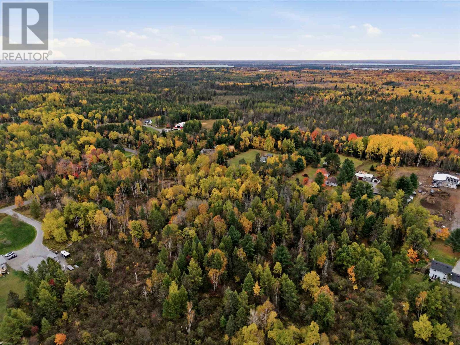 2594 Base Lin, Sault Ste. Marie, Ontario  P6A 5K6 - Photo 32 - SM262932